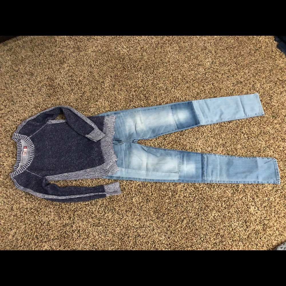 American eagle jeans & SO sweater